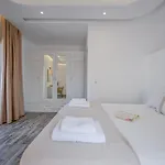 Depis Luxury Naxos * Πλάκα