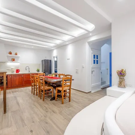 Depis Luxury Naxos