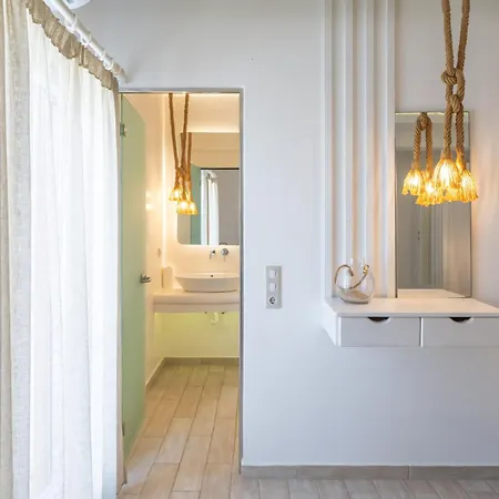 Depis Luxury Naxos